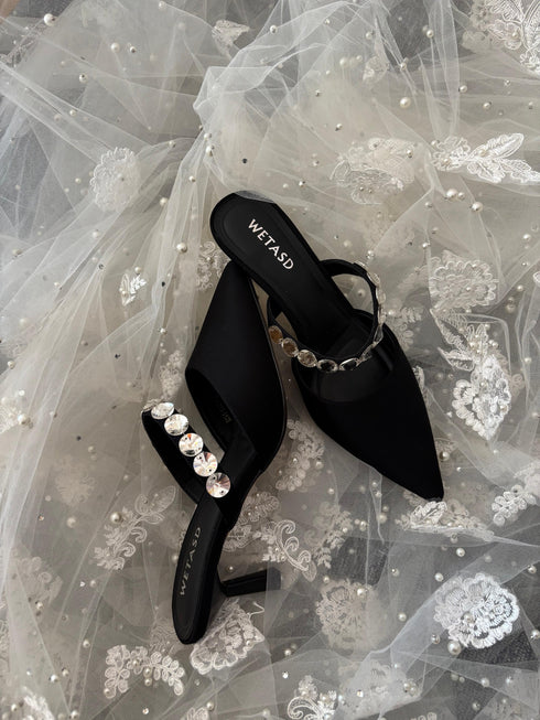 Crystal Embedded Slid On Pointy Toe Heel